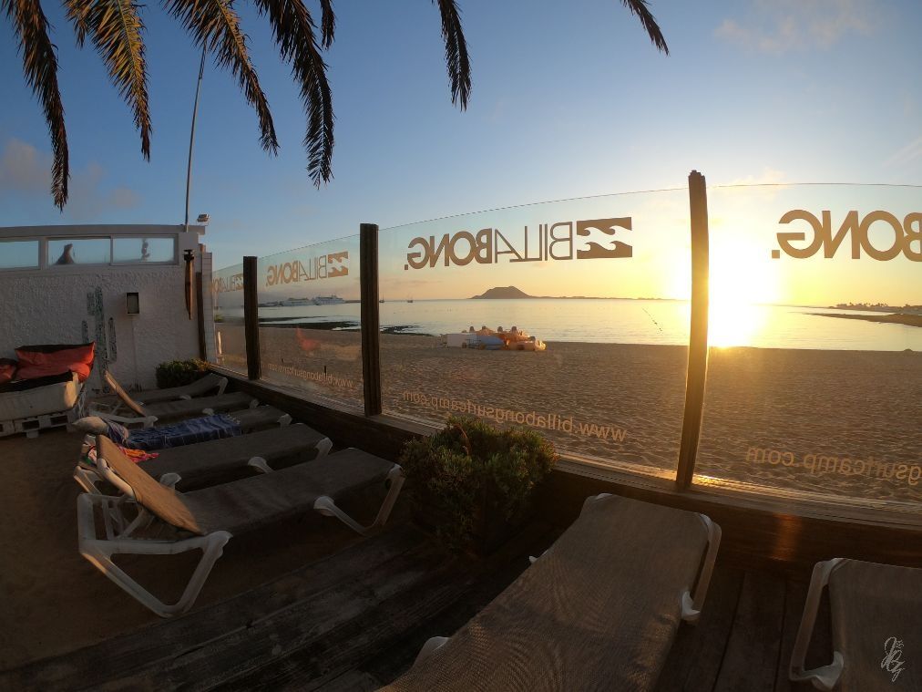 Sunrise at Waikiki Beach in front of the Billabong Surfcamp in Fuerteventura