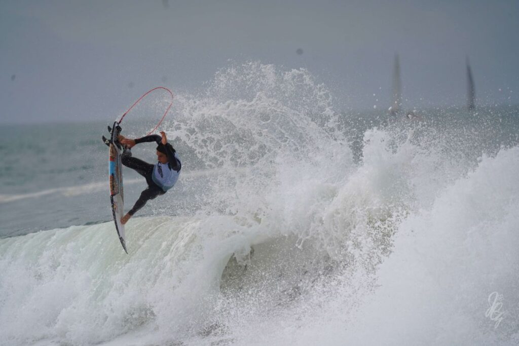 Surfer Leonardo Fioravanti at the Quiksilver Pro France 2019
