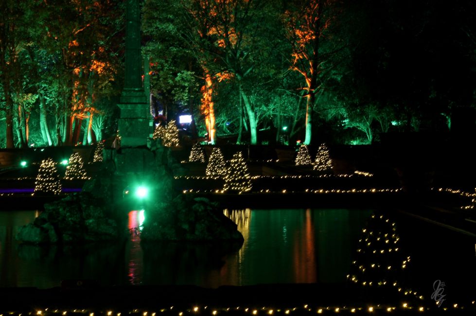 Water Terrace at Christmas at Bleinheim Palace