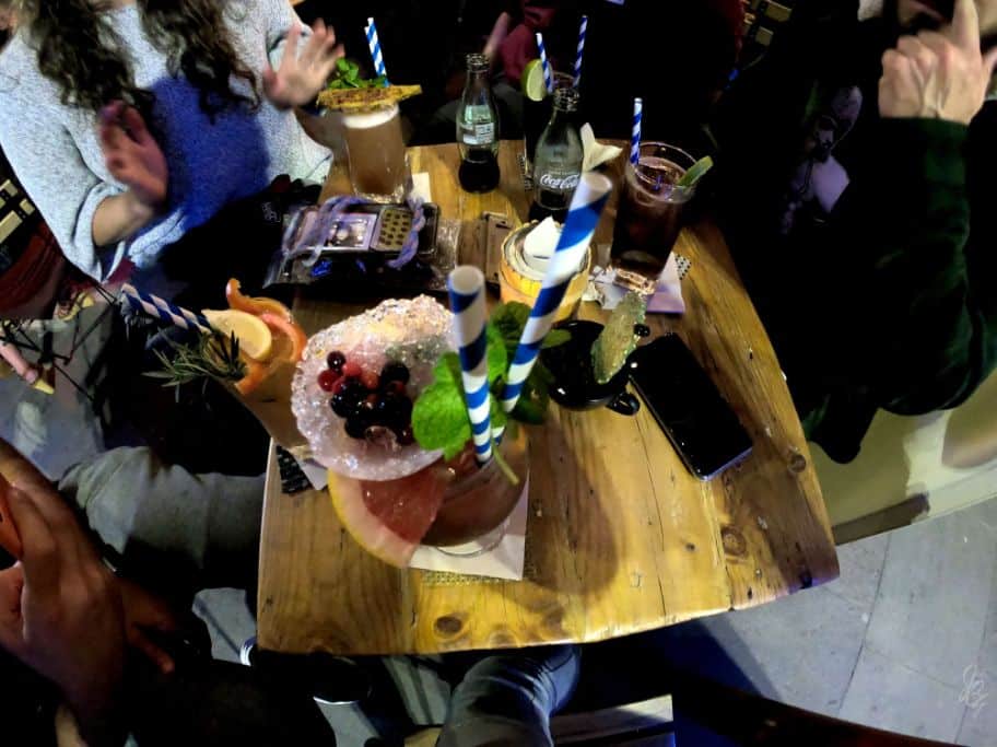 Cocktails at Los Monos Sabios