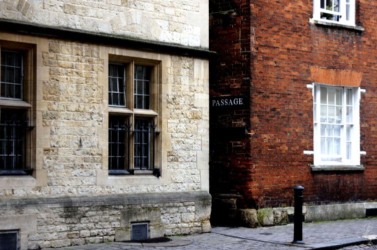 Helens Passage in Oxford leading to the Turf Tavern