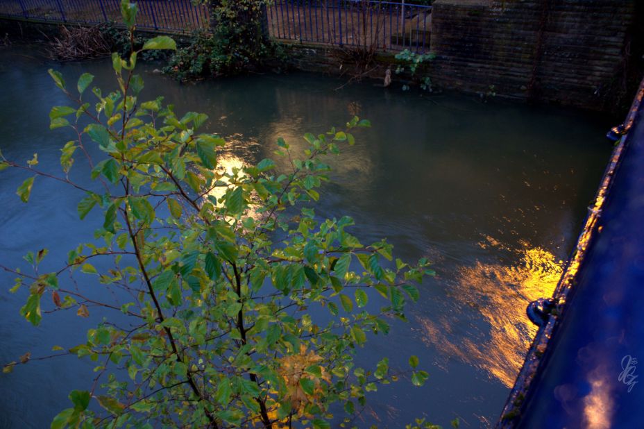 River in Oxford at night