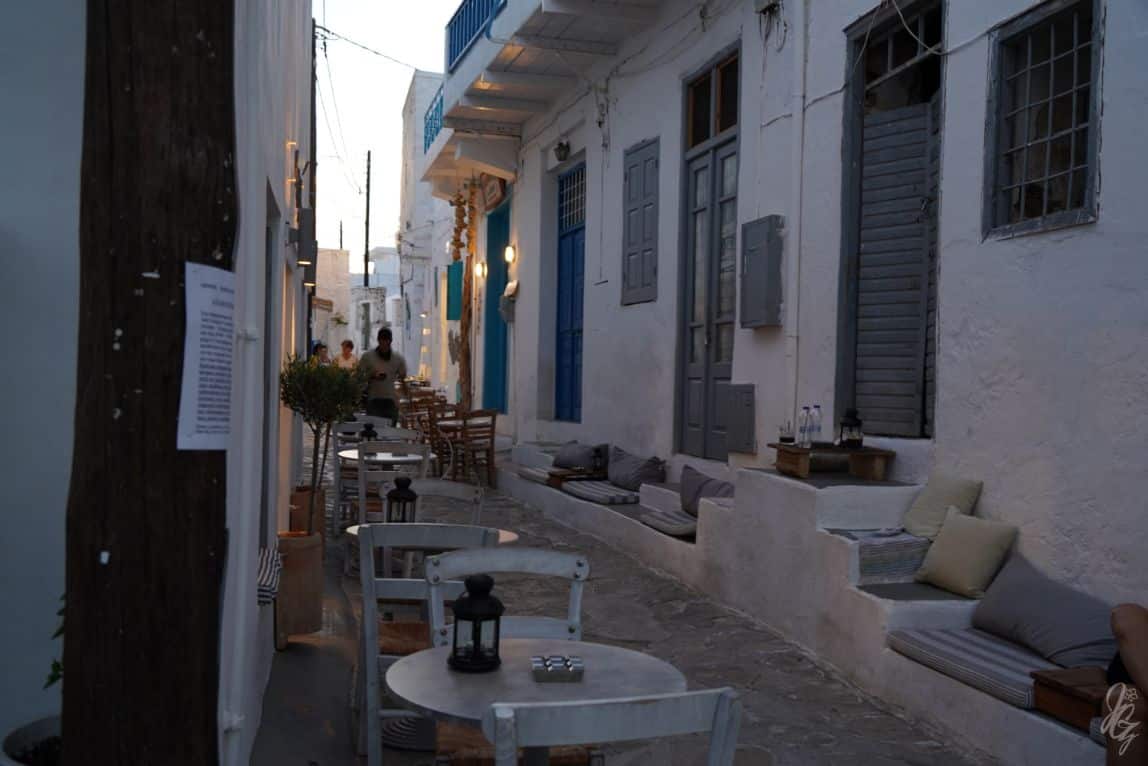 Restaurants in the streets in Kimolos