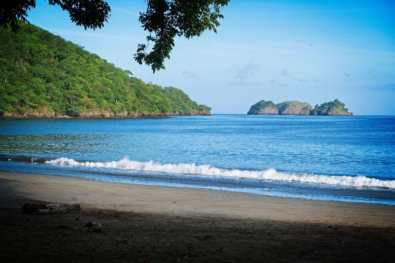 laya Hermosa in Costa Rica