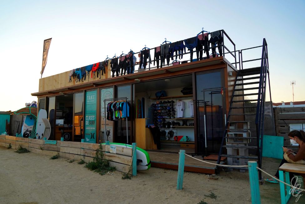 Take Surf school in El Palmar