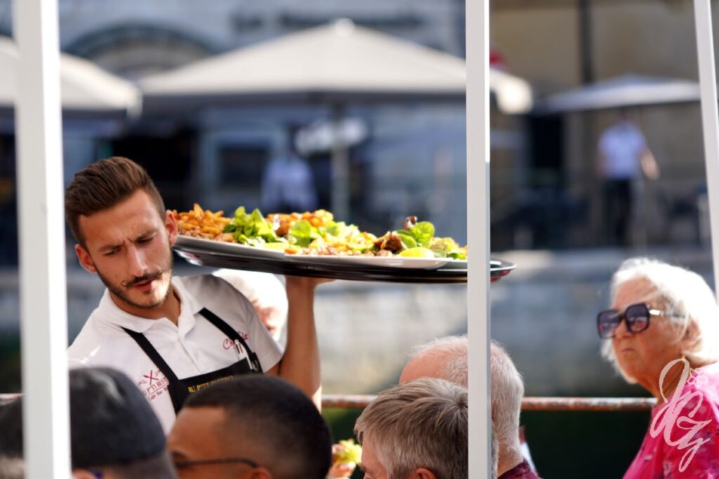 Waiter in Bayonne