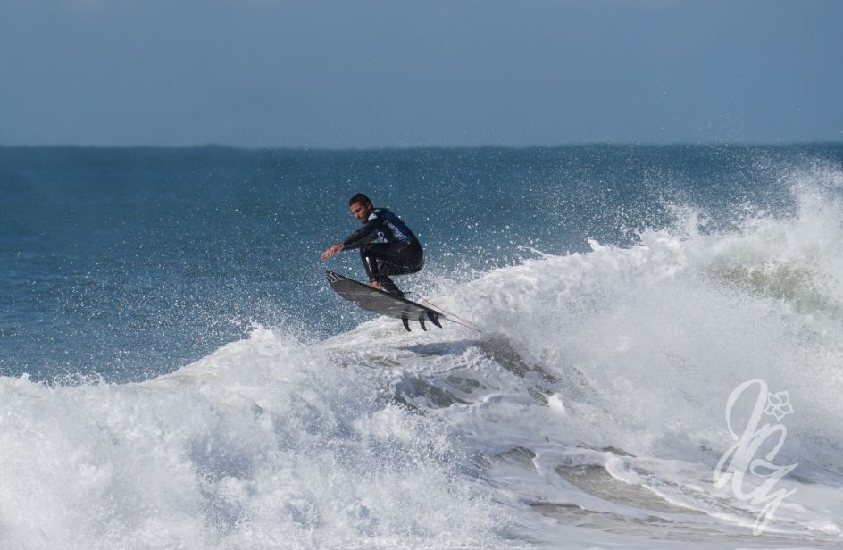 Filipe Toledo at the Meo Pro Portugal 2022 at Supertubos in Peniche
