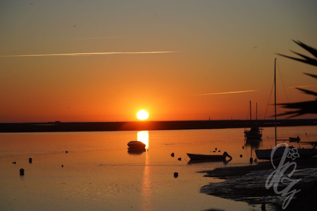 Sunrise in Praia de Faro