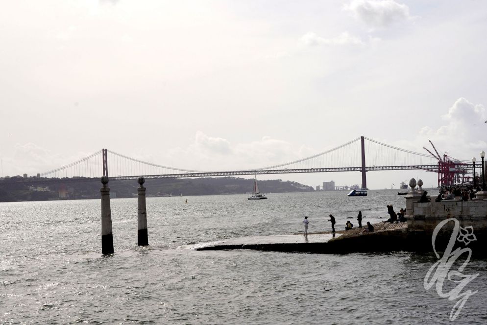 Bridge Ponte 25 de Abril in Lisbon