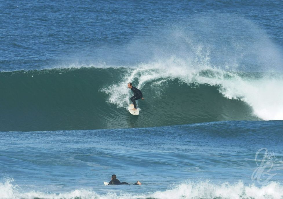 Surfers at Les Culs Nus in Hossegor