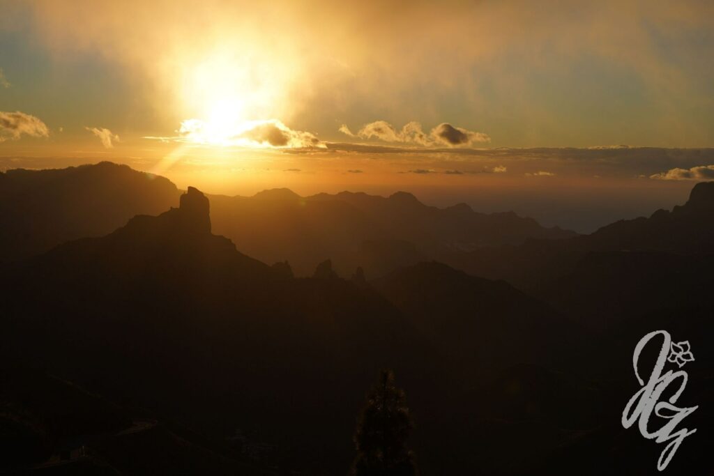 Sunset over the Barranco de Tejeda as seen from Cruz de Tejeda