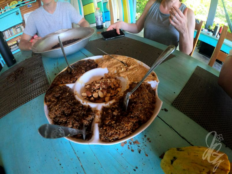 Chocolate workshop at SurfExpedition in Costa Rica