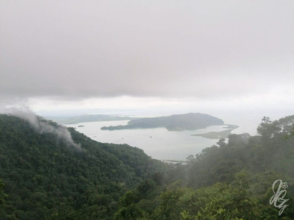 Walk to the viewpoints near Golfito in Costa Rica