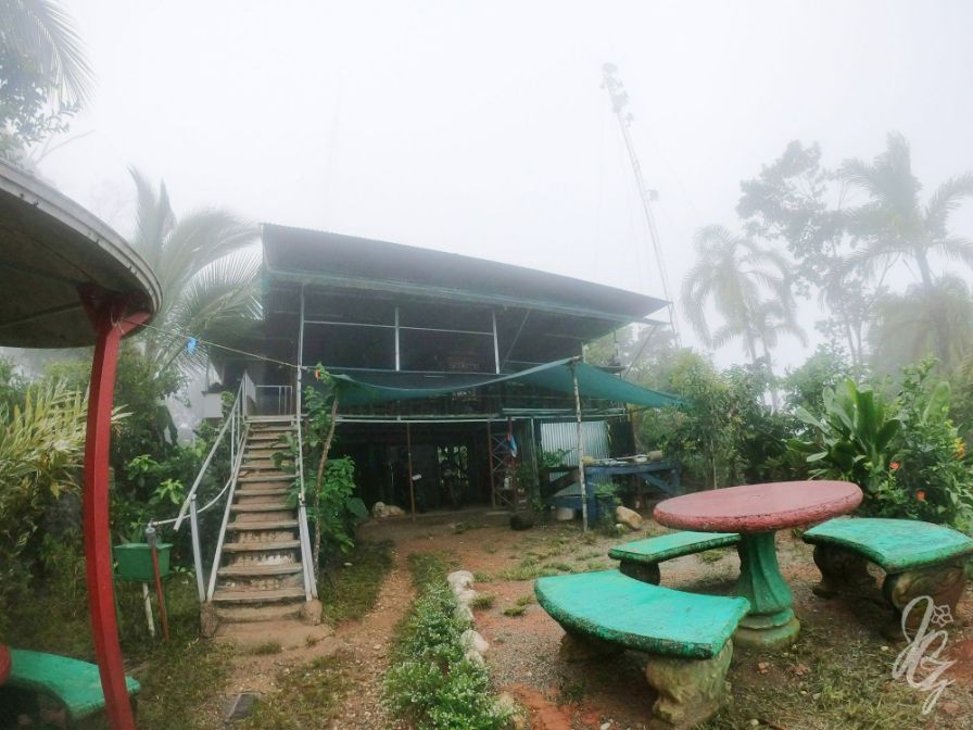 Walk to the viewpoints near Golfito in Costa Rica