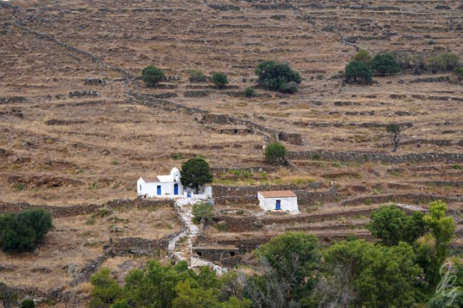 small chapel on a hill opposite of Dryopida