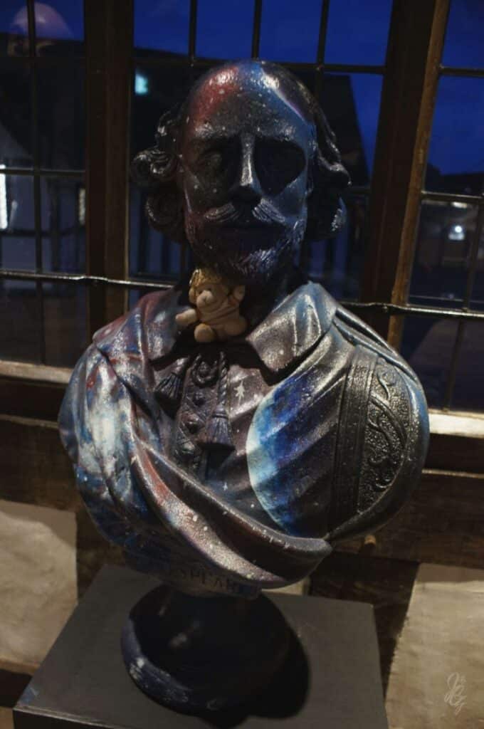 Shakespeare Statue