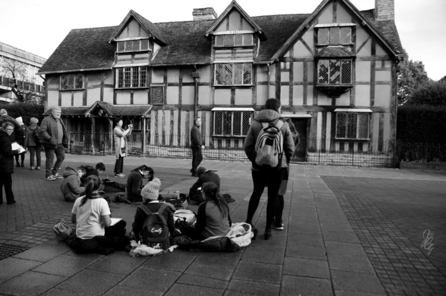 Group of children in front of Shakespeare's Birthplace in Stratford-Upon-Avon