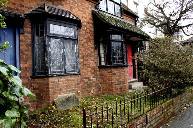 Houses in Stratford-Upon-Avon