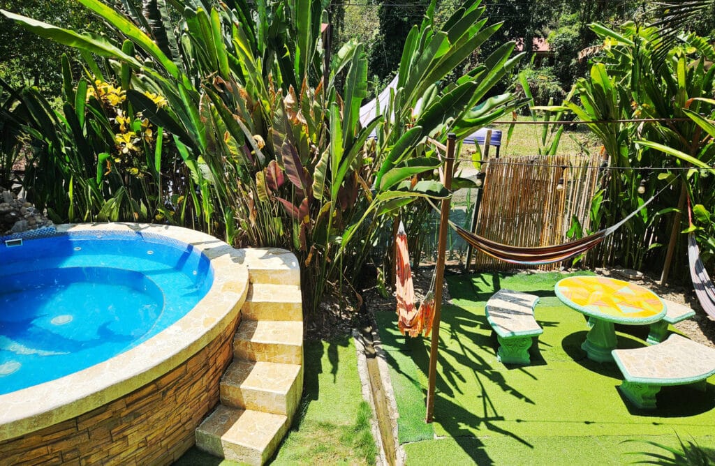 Cool Vibes Hostel in Dominical