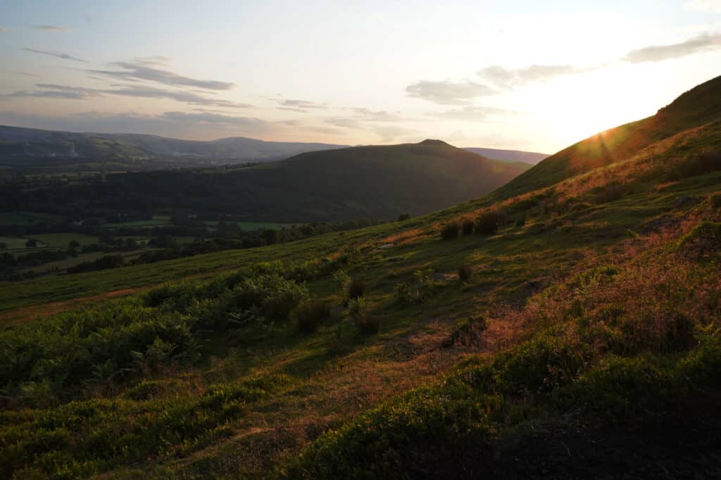 Walk to Bamford Edge at Golden Hour