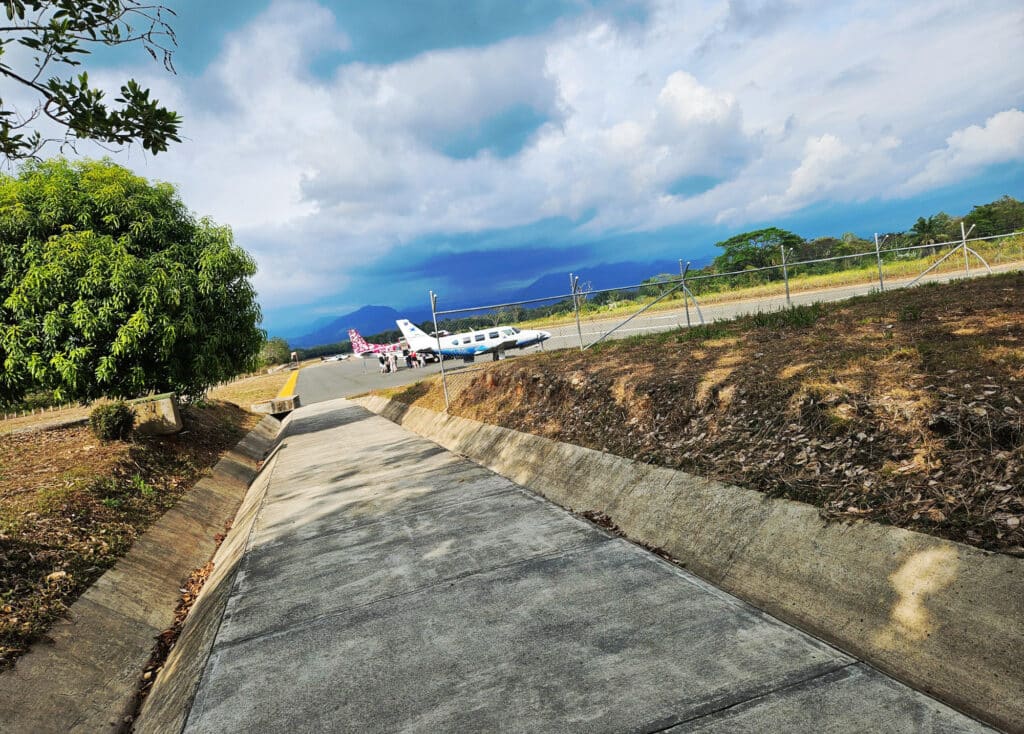 The airport in Quepos