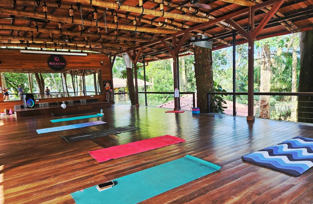 Rockstar Yoga in Dominical