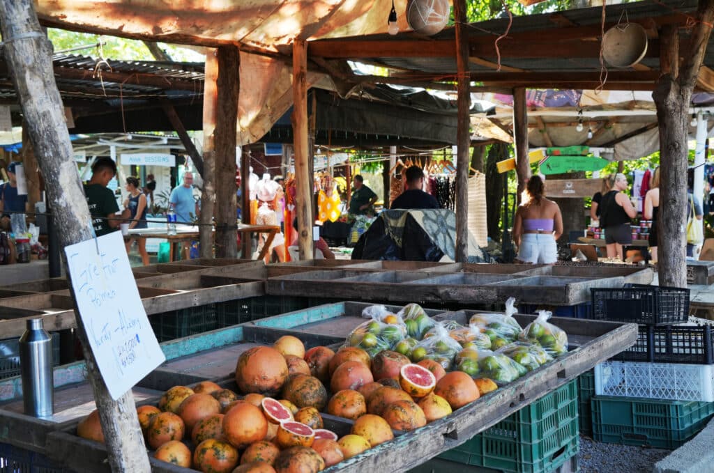 Saturday market in Samara