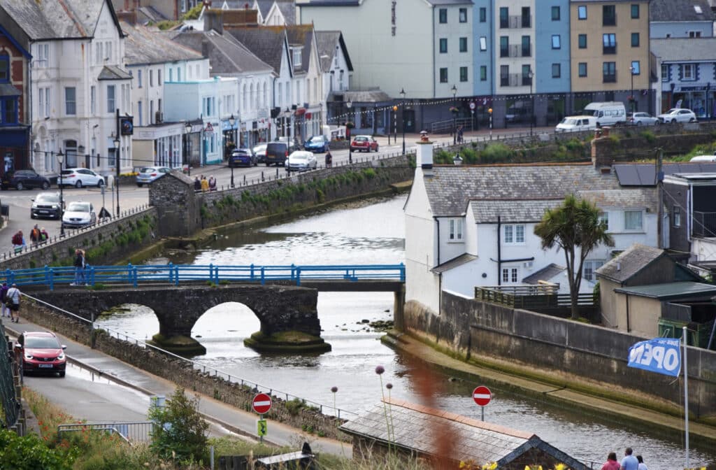 Bude