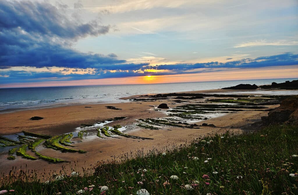 Sunset at Summerleaze beach in Bude