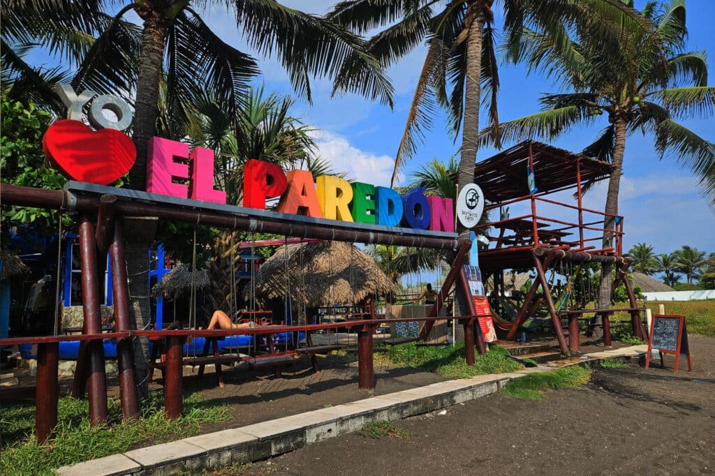 El Paredon Sign