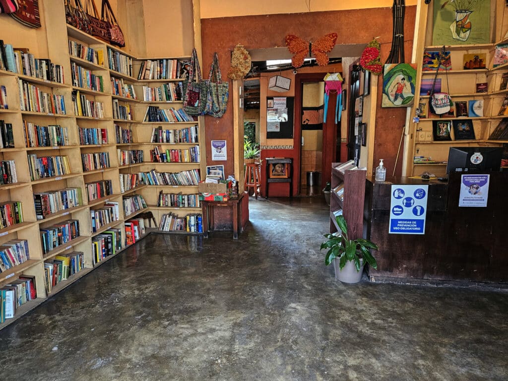 Rainbow Cafe in Antigua