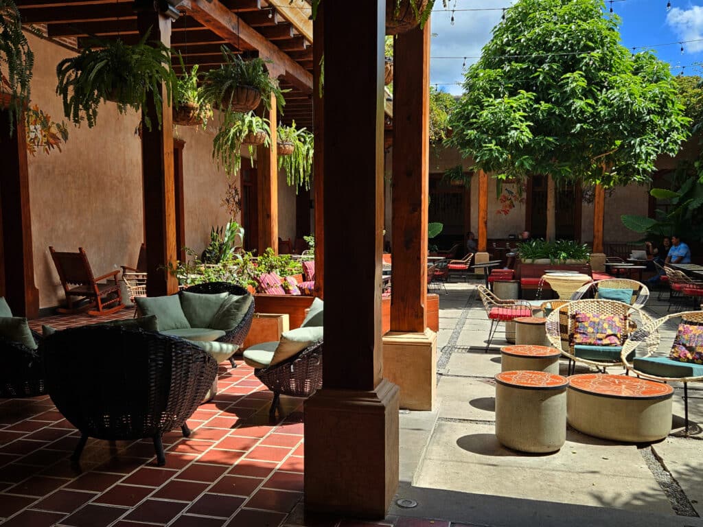 Starbucks in Antigua