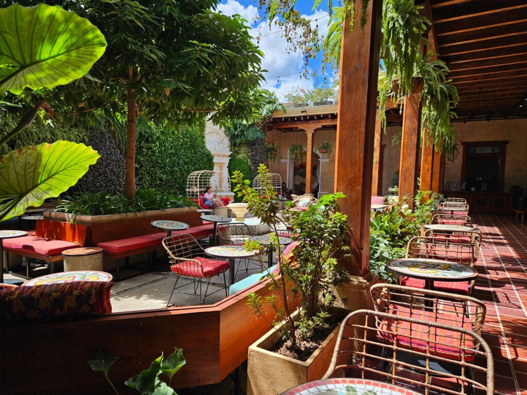 Starbucks in Antigua