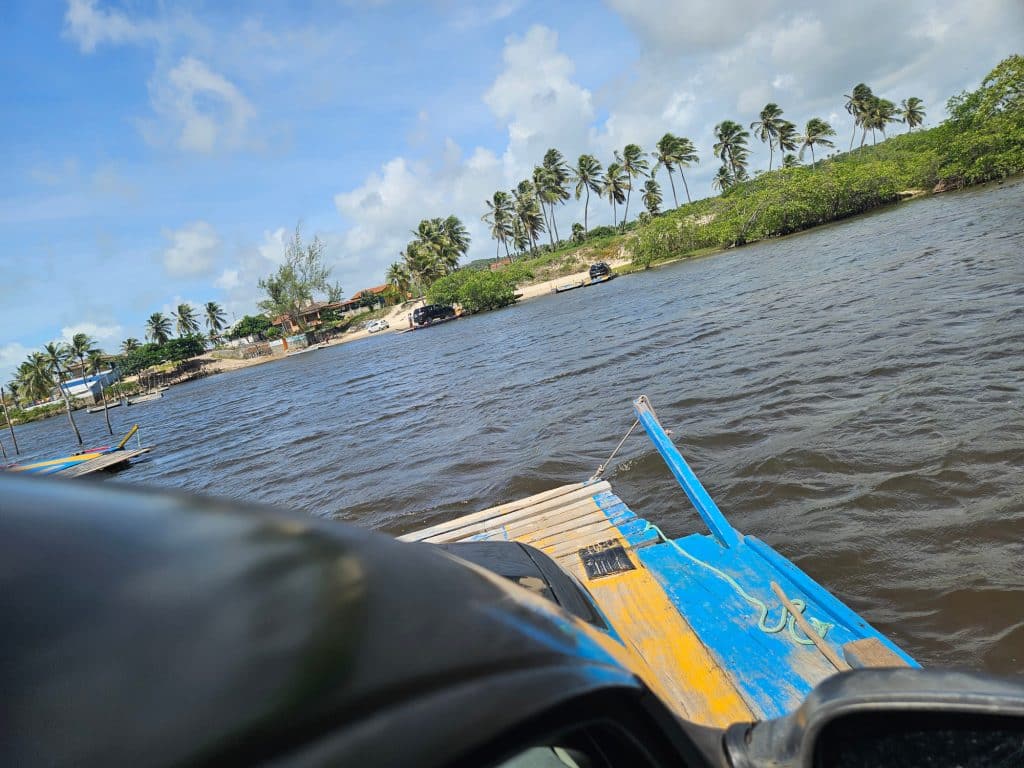 Car raft on near Cunhau