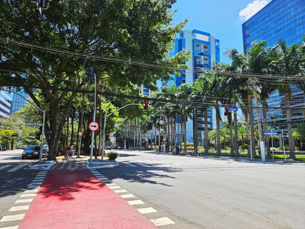 Cycle Path at Faria Lima