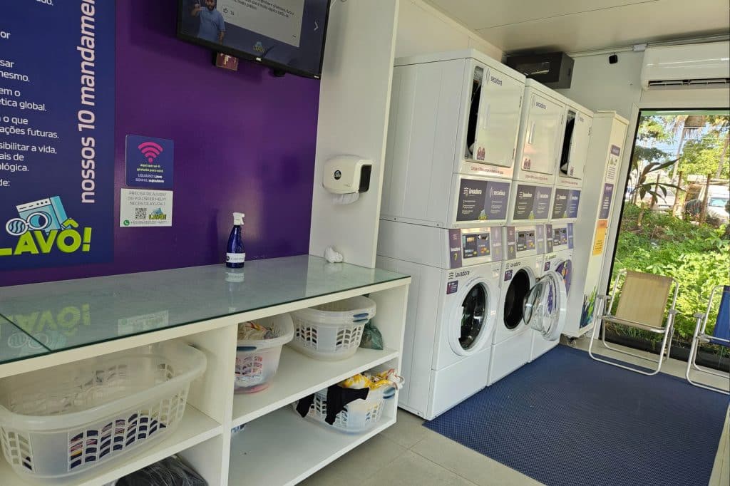 Coin laundry in Pipa